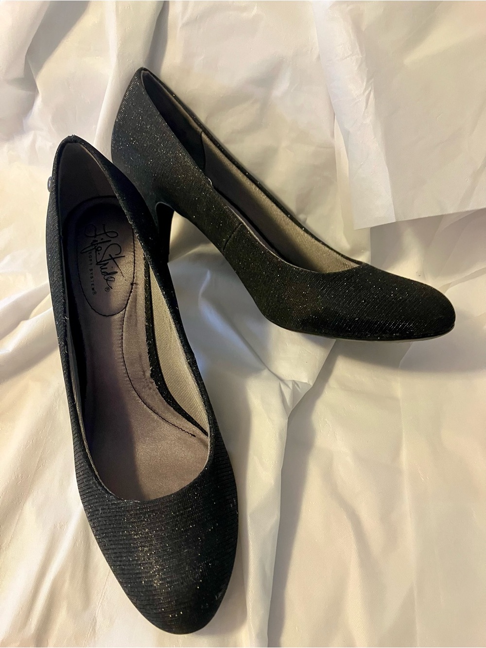 Life Stride Black Sparkle Round Toe Heels